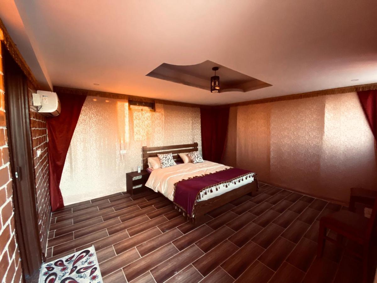 Luxury tent Petra Wassaif Camp *